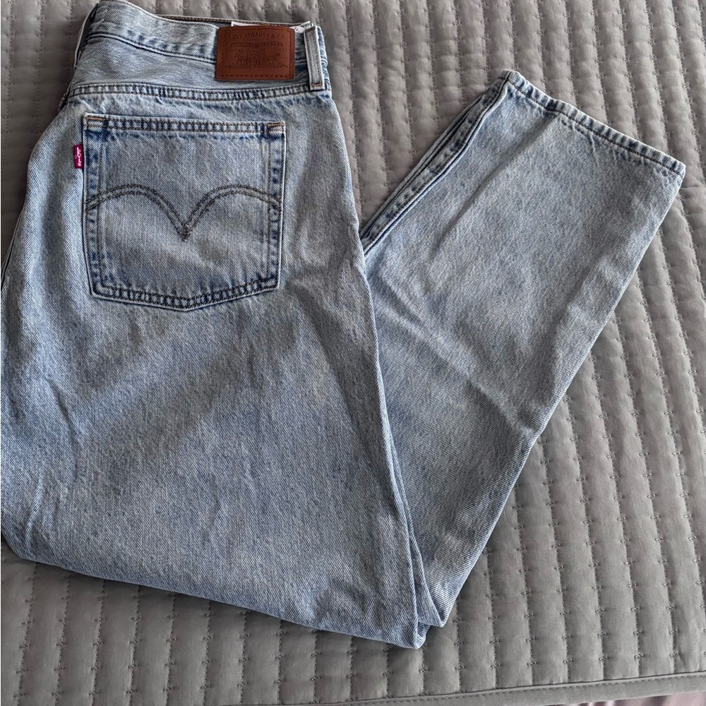 Levi's Wedgie Straight Jeans- size 32
